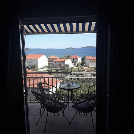 Apartments Senka Orebić Εξωτερικό φωτογραφία