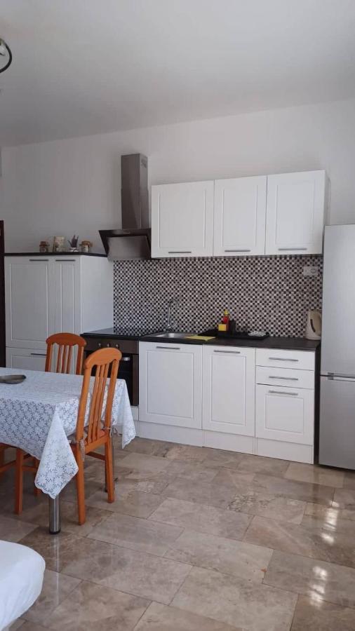 Apartments Senka Orebić Εξωτερικό φωτογραφία
