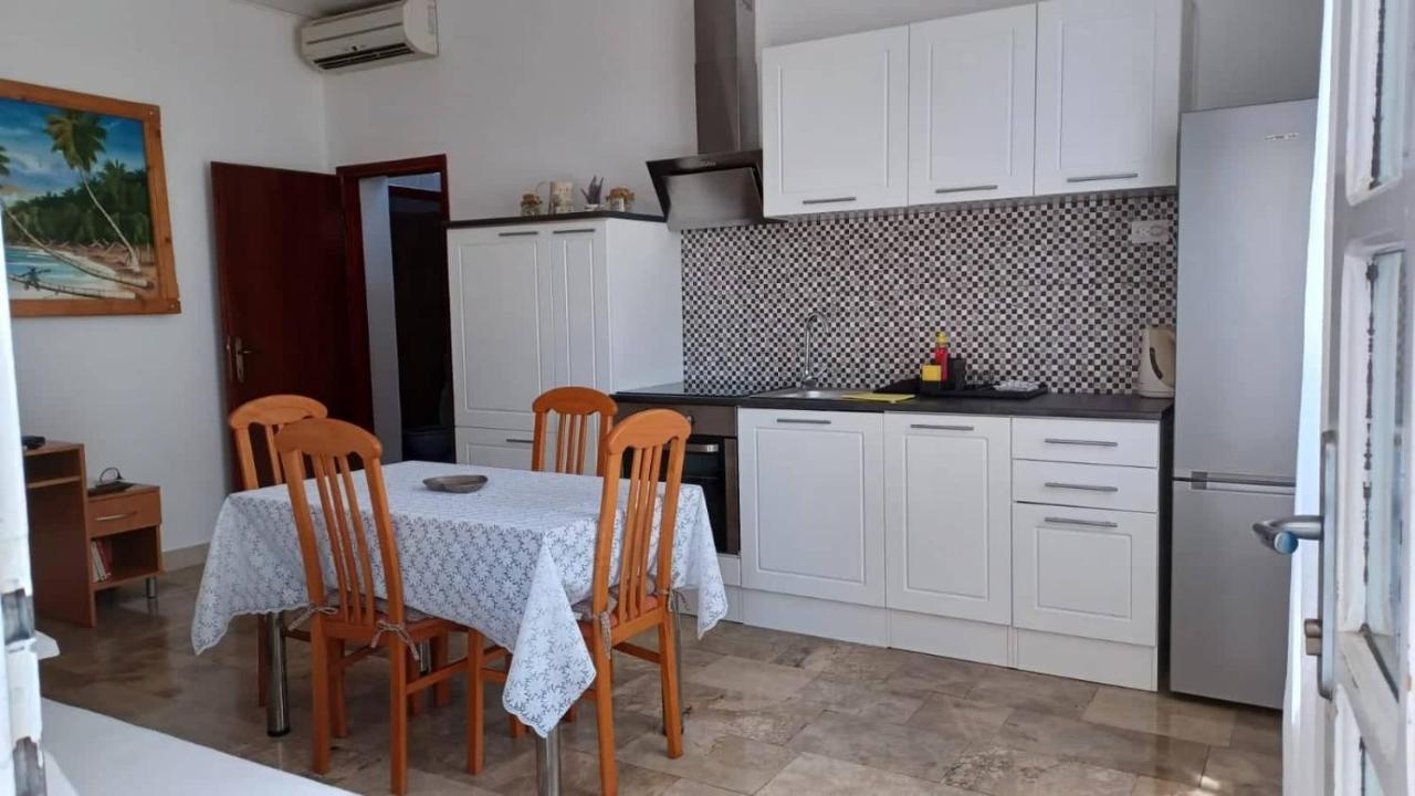 Apartments Senka Orebić Εξωτερικό φωτογραφία