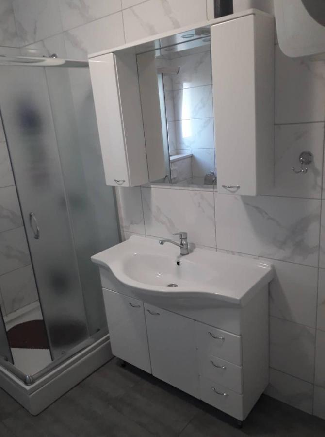 Apartments Senka Orebić Εξωτερικό φωτογραφία