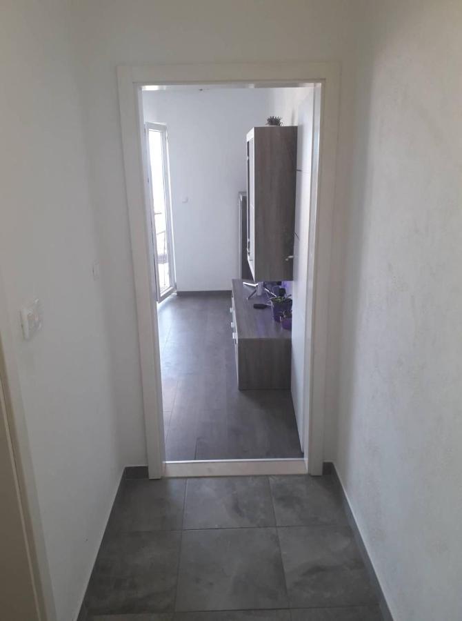 Apartments Senka Orebić Εξωτερικό φωτογραφία